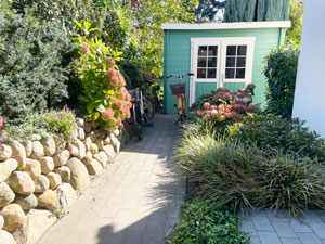 BV Alstertal Bepflanzung Gartenschuppen 1s